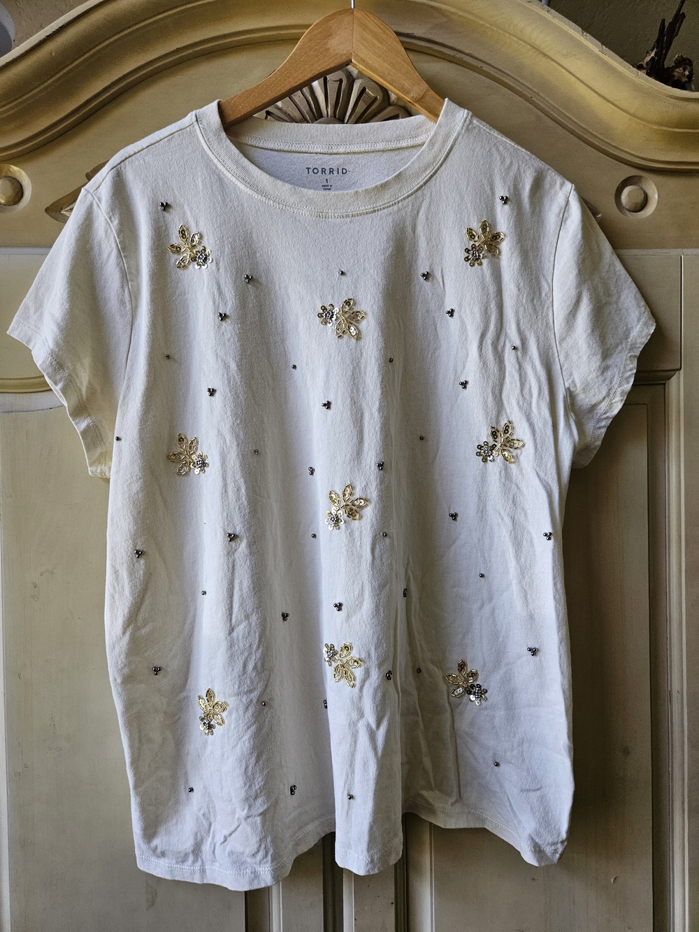 torrid White Tee with Gold Sequin Floral Details